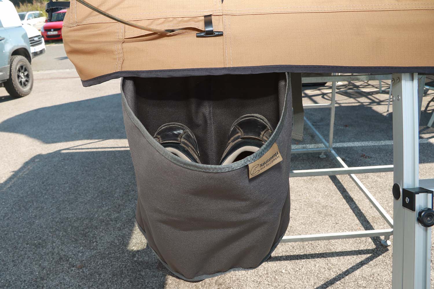 Schuhtsche aus PU beschichtetem Nylon Schuhtsche aus PU beschichtetem Nylon