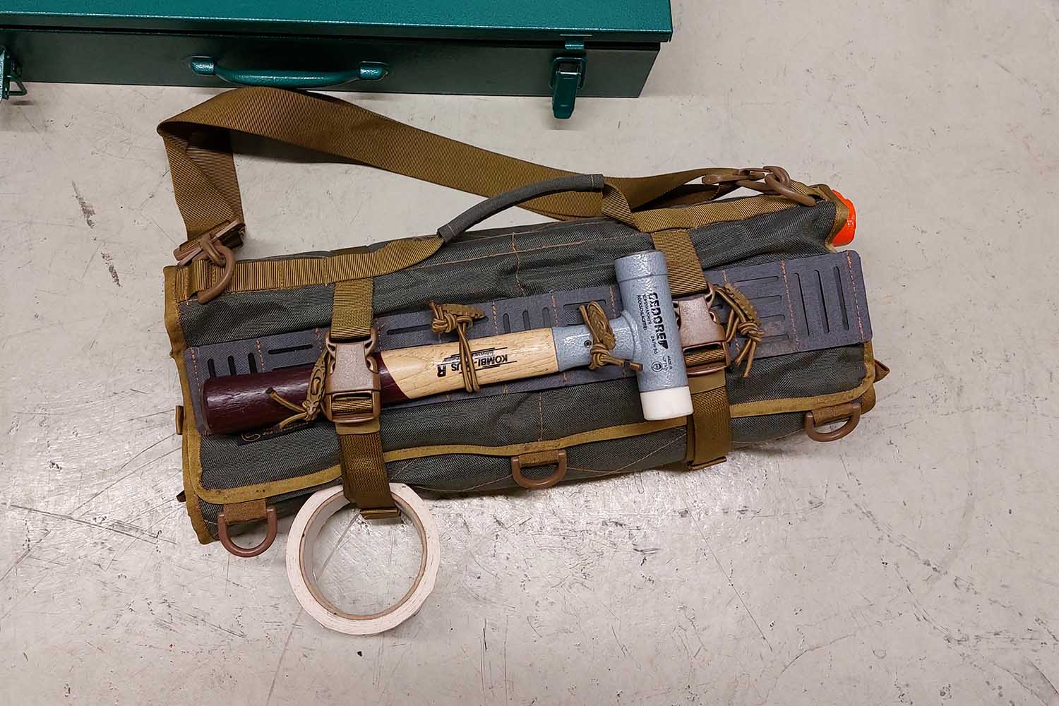 anklettbares MOLLE-Panel für Werkzueg anklettbares MOLLE-Panel für Werkzueg