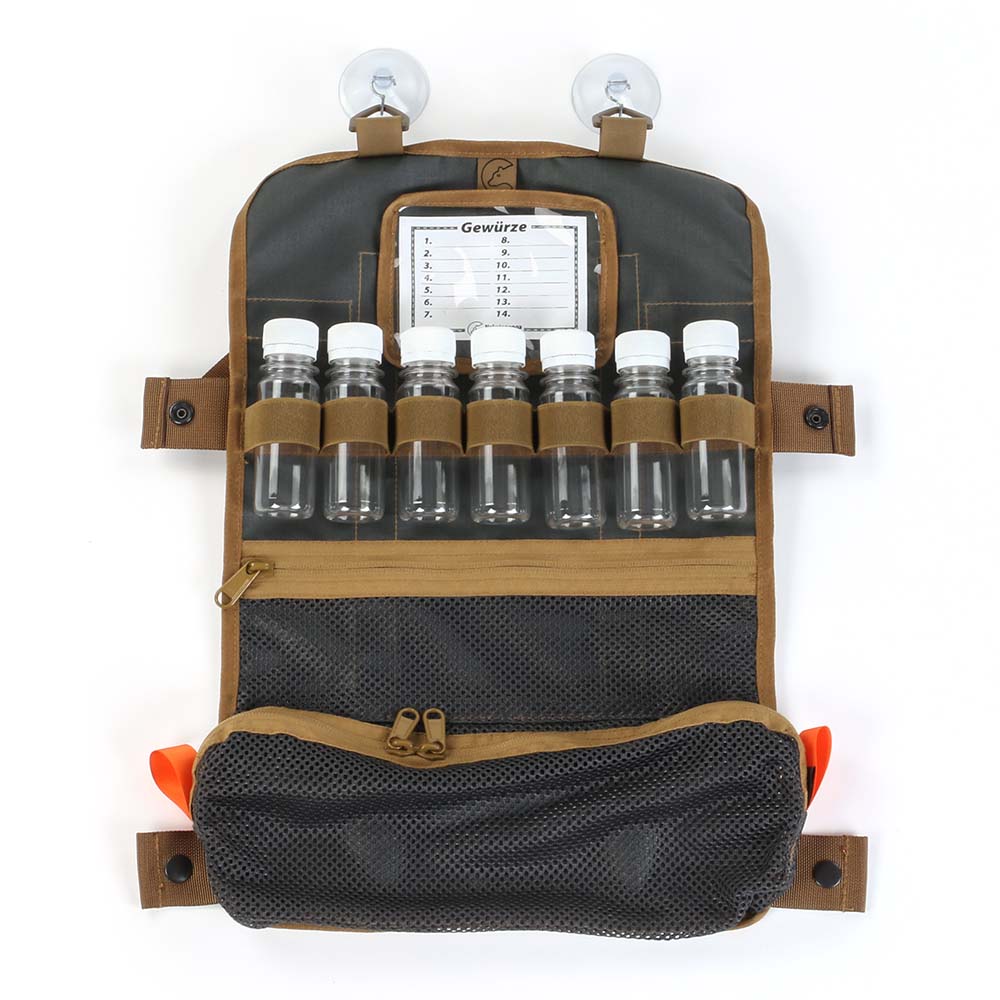 Rolltasche mit 7 Gewürzbehältern und Netztasche, inkl. Saugnäpfe zum Befestigen Rolltasche mit 7 Gewürzbehältern und Netztasche, inkl. Saugnäpfe zum Befestigen