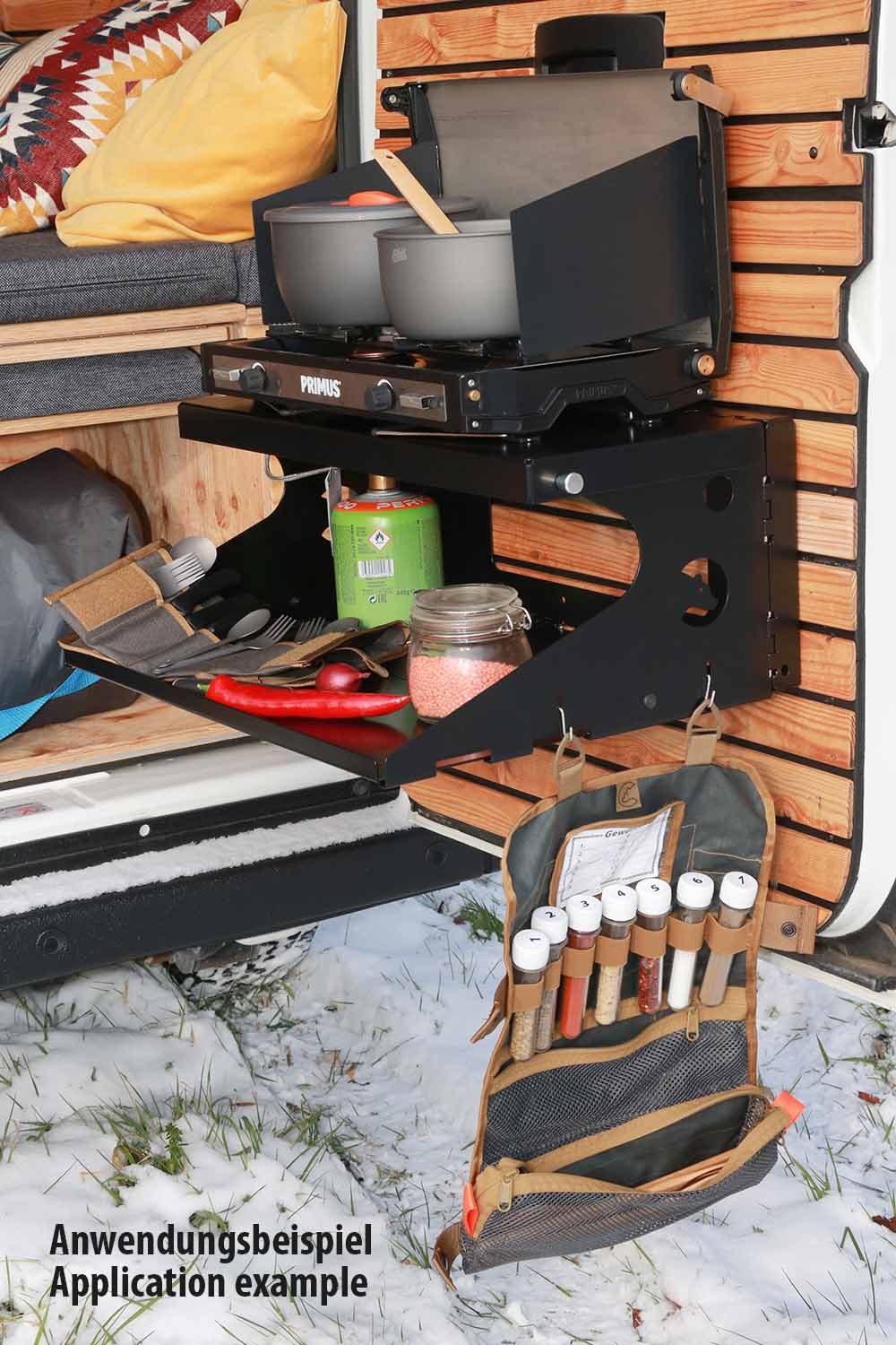 Klapptisch verbaut am Van Klapptisch verbaut am Van