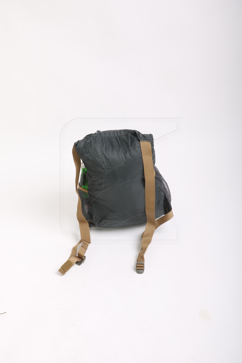 nakatanenga-ultraleicht-faltrucksack-03