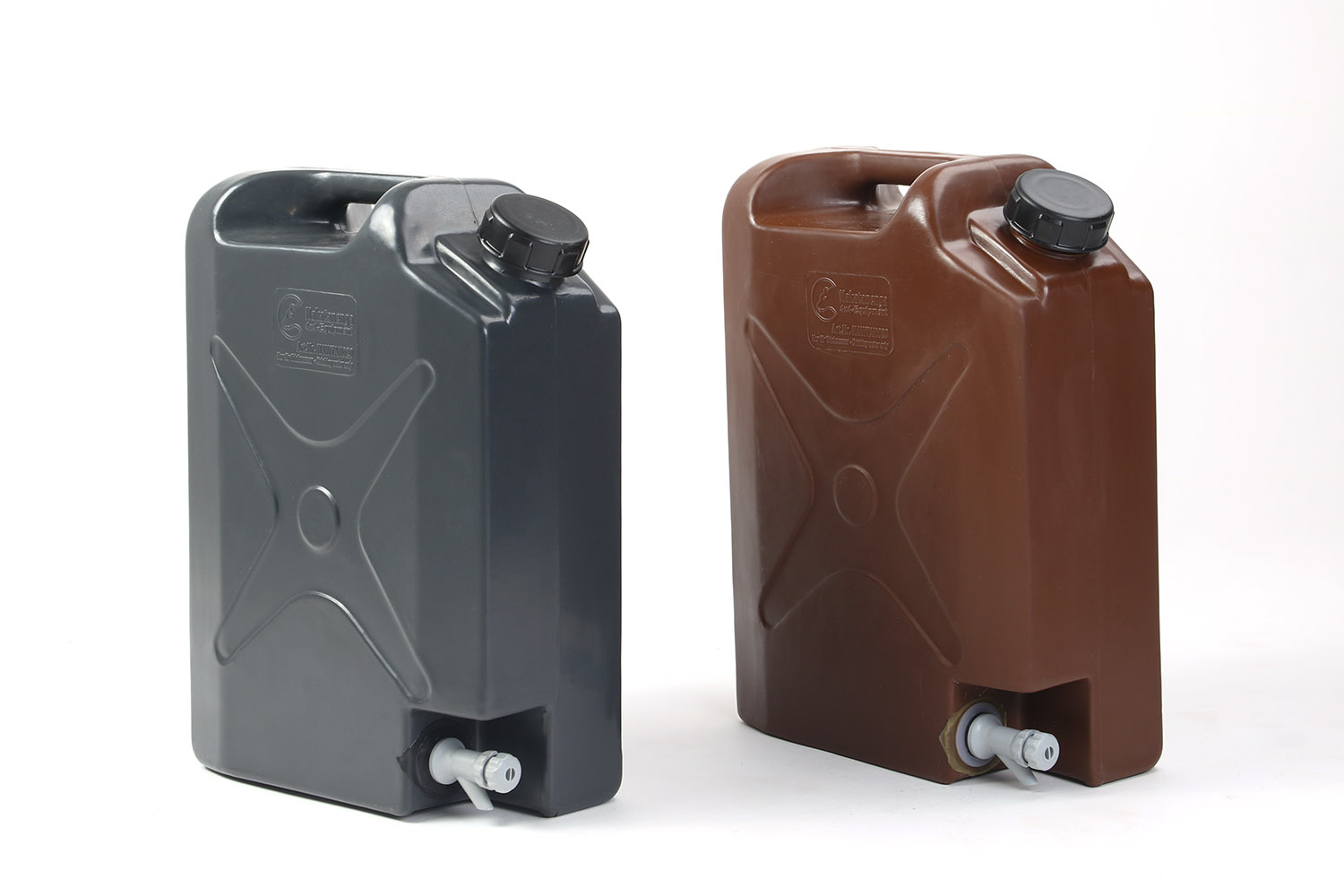 10 Liter Kunststoffkanister, grau oder coyote-braun 10 Liter Kunststoffkanister, grau oder coyote-braun