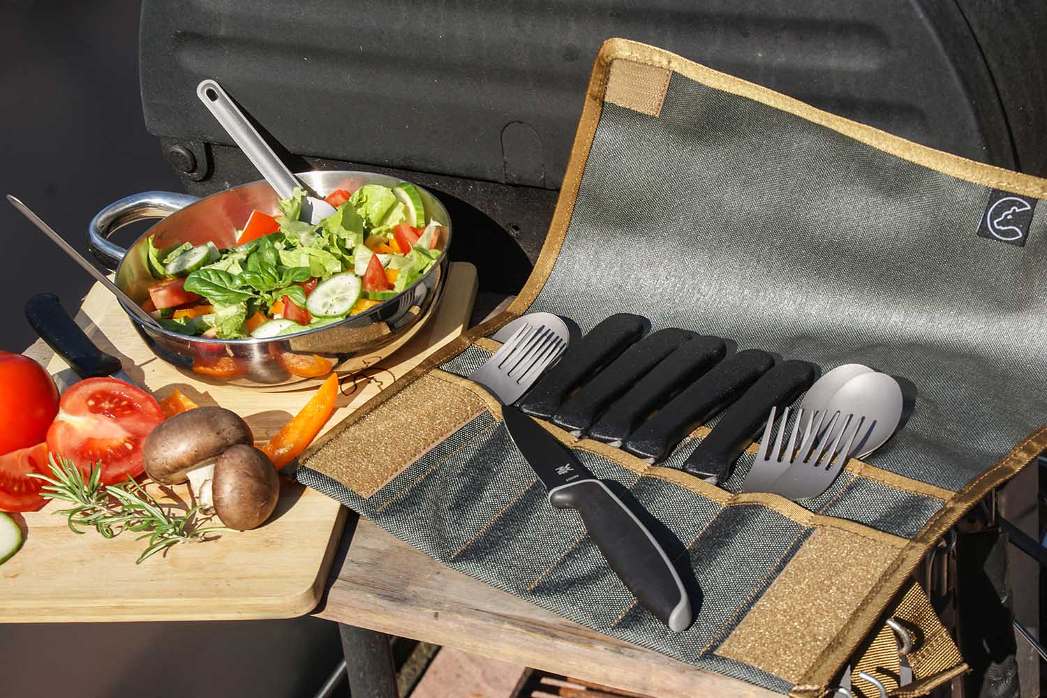 Anwendungsbeispiel, Mini Hungry Titan, Outdoorküche Anwendungsbeispiel, Mini Hungry Titan, Outdoorküche