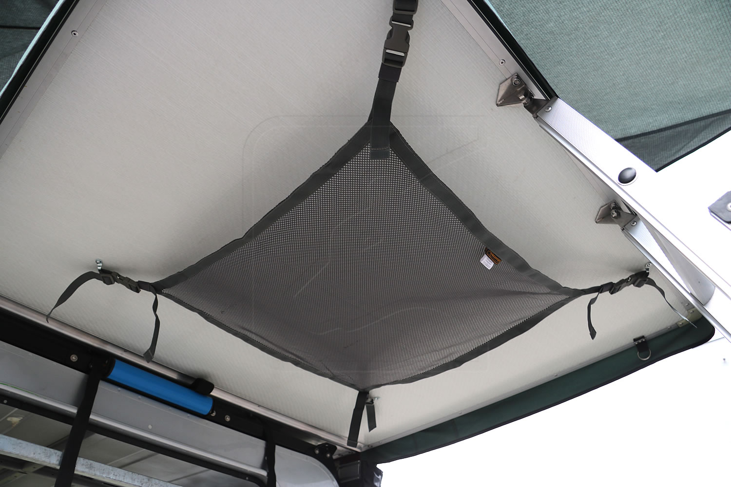 nakatanenga-roof-lodge-dachzeltnetz-grau-01