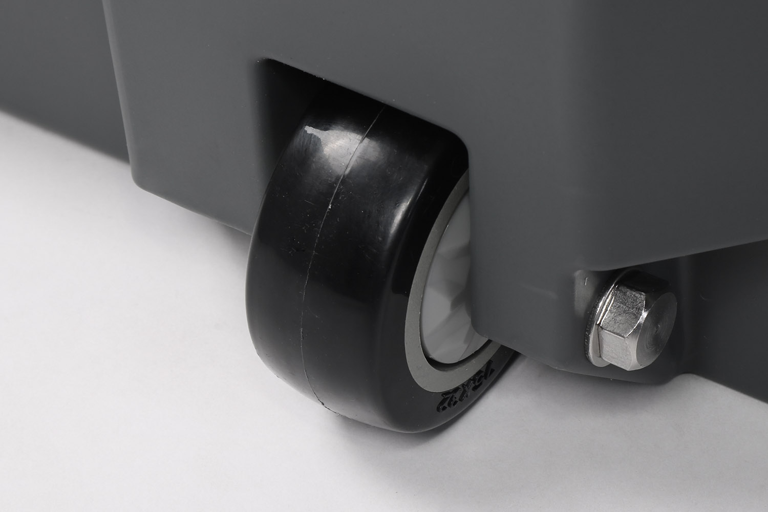 Detailaufnahme, Rolle seitlich, Transportbox 160 Liter, basaltgrau