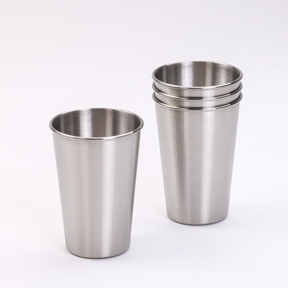 Edelstahl Becher 4er-Set, stapelbar Edelstahl Becher 4er-Set, stapelbar
