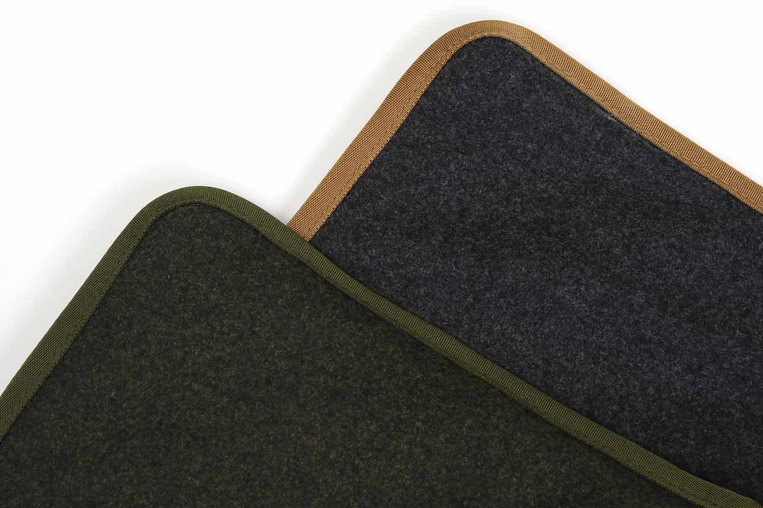 Sitzauflage, Campingstuhl, Lodenfilz und Wachstuch oder Nylon und Wolle Sitzauflage, Campingstuhl, Lodenfilz und Wachstuch oder Nylon und Wolle